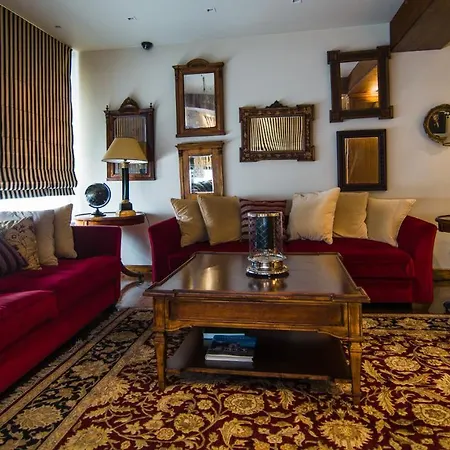 Archontiko Kaltezioti Hotel Kápsas